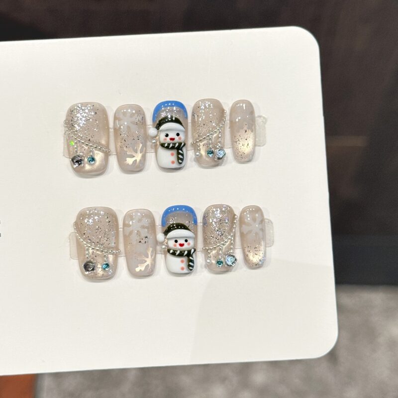 Christmas Snow Translucent Ice Super Sparkle Crushed Diamond Autumn & Winter Press-On Nails
