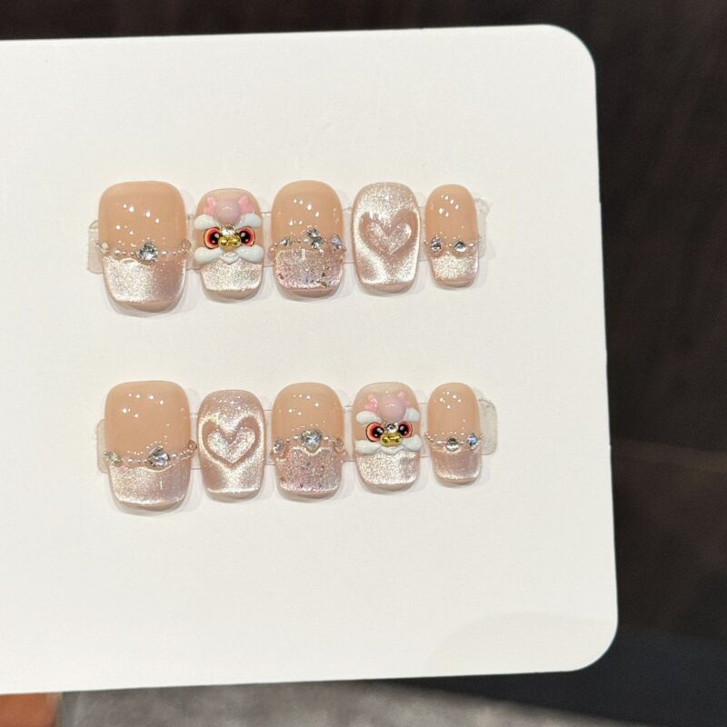 Gentle Style Milk Tea Color Lion Dance Cat Eye Heart Press-On Nails