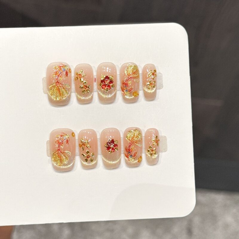 主图-06 Translucent Nude Gold Foil Flower Koi Fish Gentle Chinese Style Press-On Nails