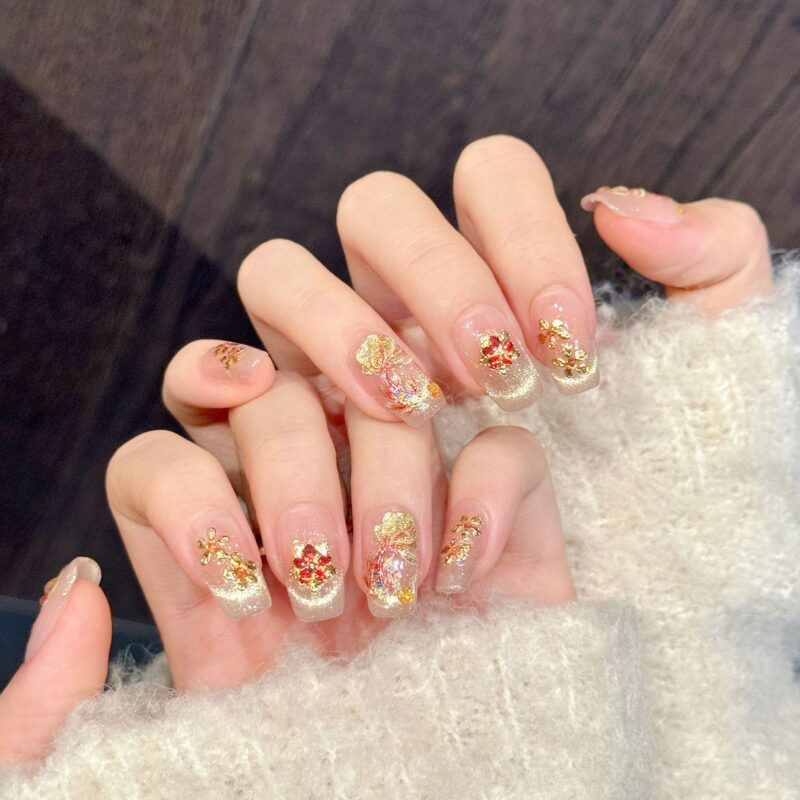 主图-07 Translucent Nude Gold Foil Flower Koi Fish Gentle Chinese Style Press-On Nails