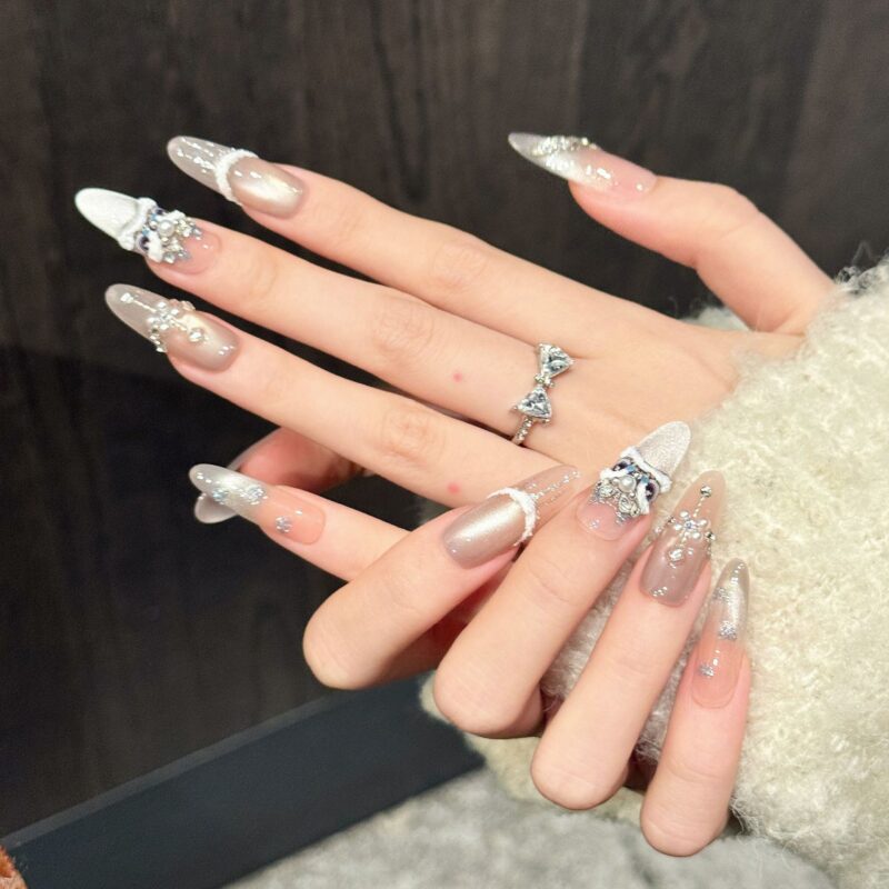 主图-07 Crystal Ice Fox Cat Eye Light Luxury Handmade Press-on Nails | Long Oval