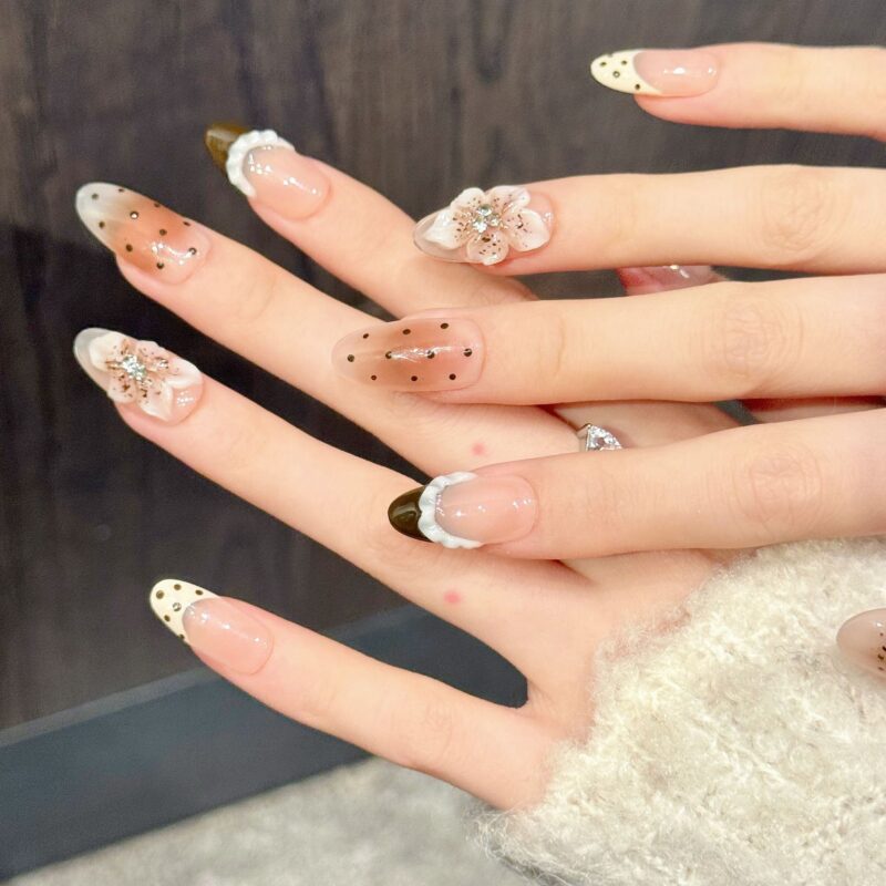 主图-07 Sweet & Edgy French Nude Pink Gradient Polka Dot 3D Embossed Carving Press-On Nails