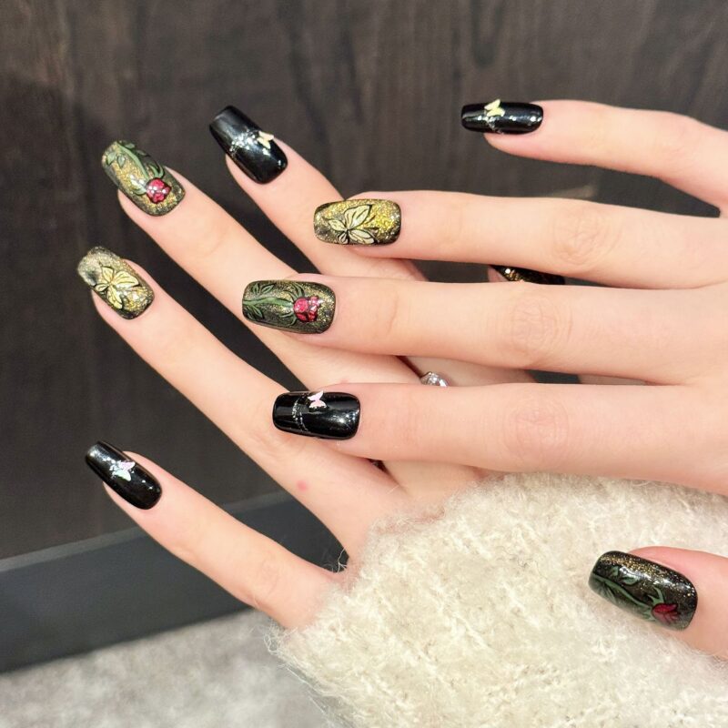 Black Base Gold Glitter Rose Butterfly Hand-Painted Press-On Nails