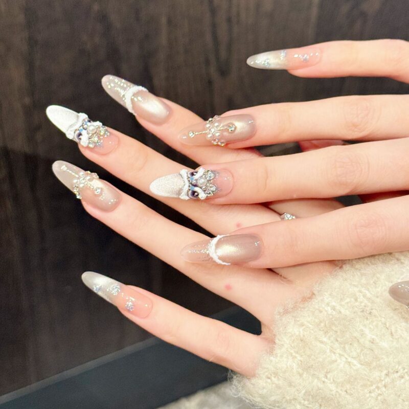 主图-08 Crystal Ice Fox Cat Eye Light Luxury Handmade Press-on Nails | Long Oval