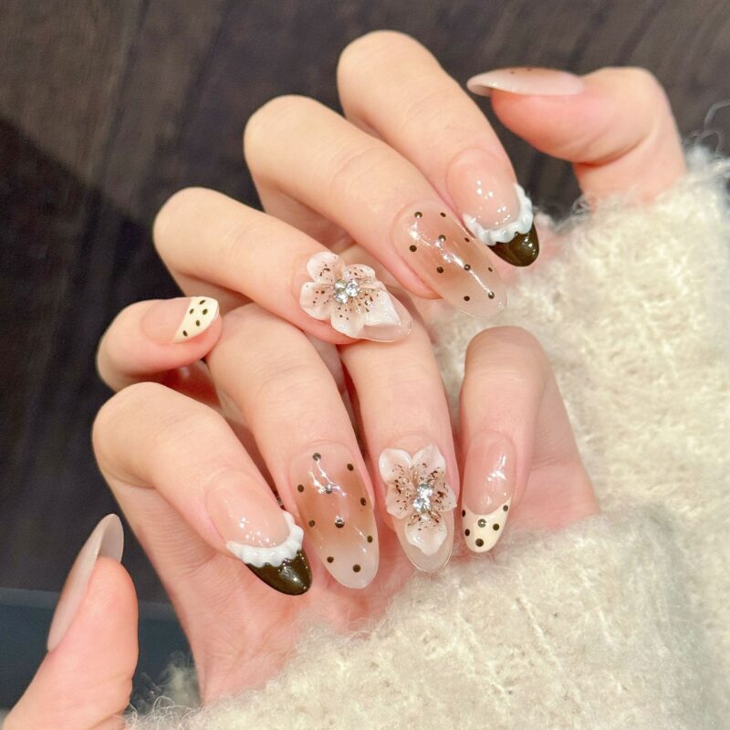 主图-08 Sweet & Edgy French Nude Pink Gradient Polka Dot 3D Embossed Carving Press-On Nails