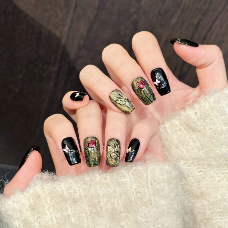 Black Base Gold Glitter Rose Butterfly Hand-Painted Press-On Nails