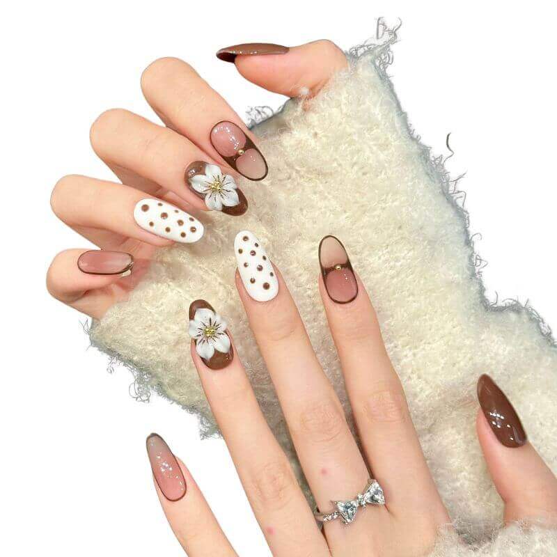 Caramel Brown 3D Stereoscopic Carved Pattern Gentle Polka Dot Press-On Nails